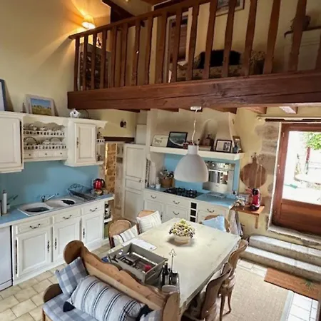 Maison Le Puits Du Bonheur Tatil Evi La Villedieu